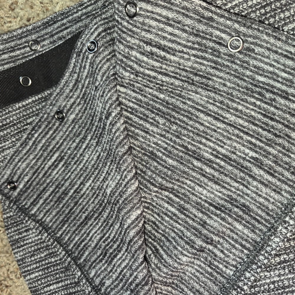 Lululemon vinyassa scarf - Picture 4 of 4